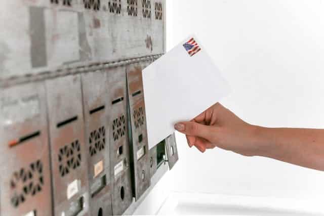 Land Mailers